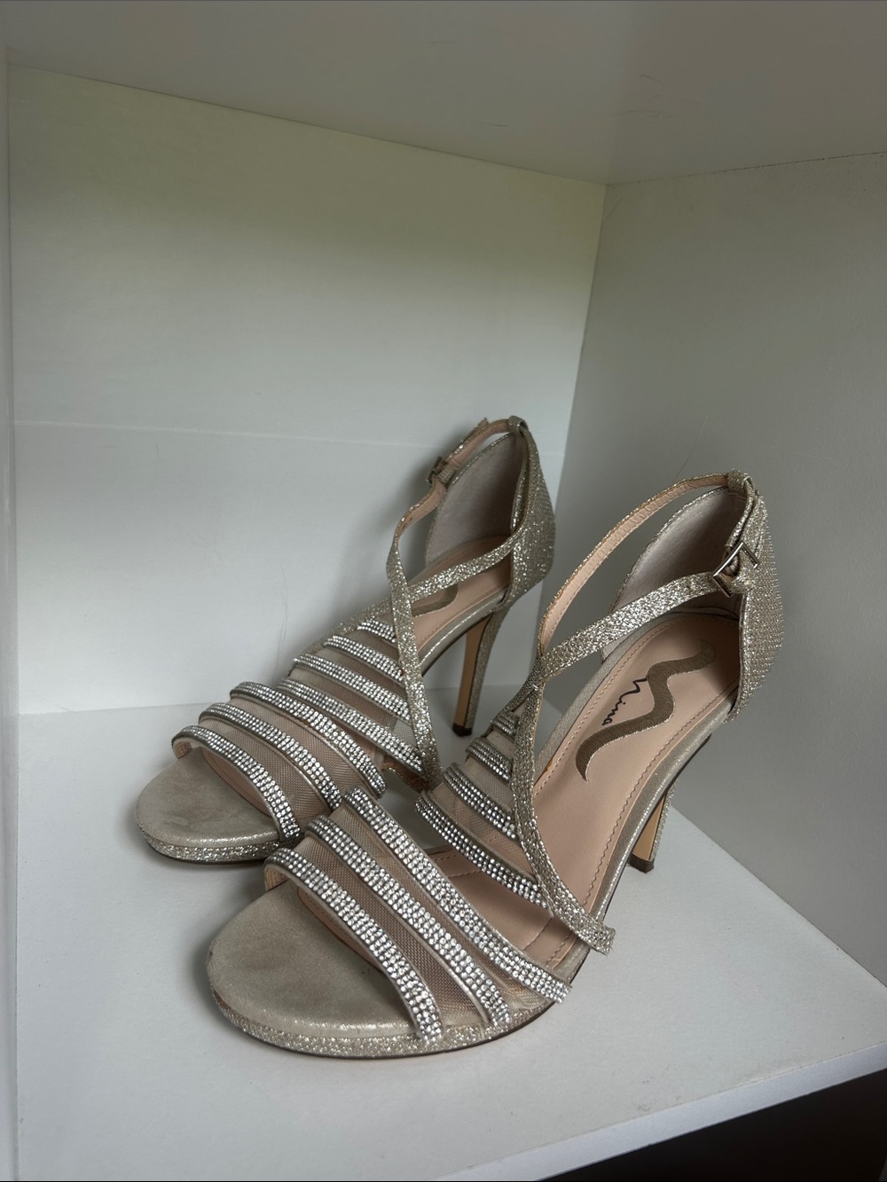 Nina Woman’s Heels/ size US 8.5